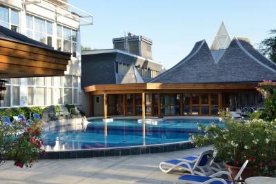 Danubius Health Spa Resort Hévíz, termál szálloda Hévizen saját gyógyászati részleggel - ✔️ ENSANA Thermal Hotel**** Hévíz - Akciós félpanziós Spa Termál Hotel Hévízen