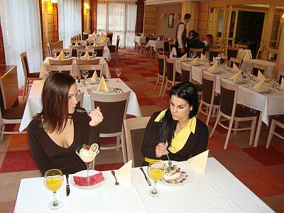 Esküvő helyszin a Dráva Hotelben Harkányban romantikus környezetben - ✔️ Dráva Hotel**** Thermal Resort Harkány - Akciós félpanziós Thermal Hotel Dráva Harkányban