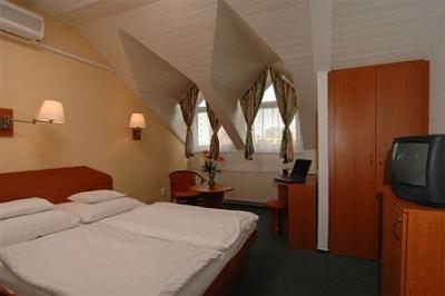 3* Wellness Hotel Flóra Kétágyas szobája Egerben - ✔️ Hunguest Hotel Flóra*** Eger - termál és wellness Hotel Flóra akciós félpanziós áron Egerben