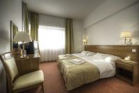 ✔️ Szép és csendes hotelszoba a Balaton parton - Hotel Két Korona Balatonszárszó