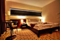 Aurora Hotel akciós hotelszobája romantikus és elegáns környezetben Miskolctapolcán