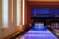 Siófoki szálloda bowling pályája a Hotel Azúr Prémium
