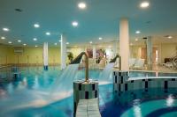 ✔️ CE Plaza Hotel wellness medencéje Siófokon