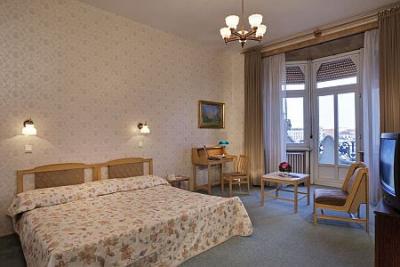 Danubius Hotel Gellért tágas kétágyas szobája - romantikus hétvégére - Gellért Hotel**** Budapest - Gyógy termál és wellness Hotel Gellért akciós szobaárai