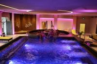 ✔️ Hotel Délibáb jacuzzis medencéje Hajdúszoboszlón
