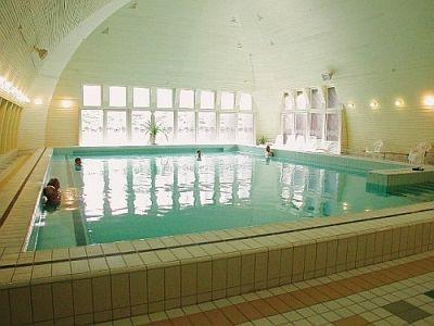 ✔️Gyógyvizes medence Hévízen a Hotel Helios - ✔️Hunguest Helios Hotel Héviz ✔️ akciós gyógyhotel Hévízen