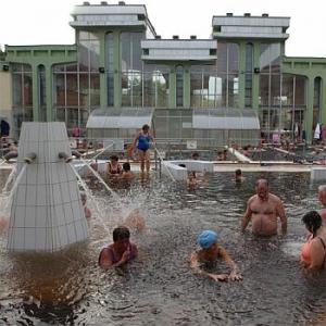 ✔️Hotel Aqua-Sol kinti termálmedence - Hajdúszoboszlón - Hotel AquaSol Hajdúszoboszló**** ✔️ Akciós AquaSol Hotel