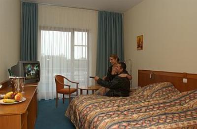 ✔️Hunguest Hotel Aqua-Sol kétágyas akciós szobája - Hotel AquaSol Hajdúszoboszló**** ✔️ Akciós AquaSol Hotel