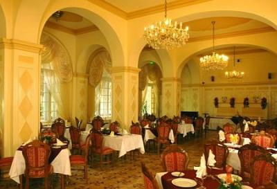 Esküvőre kiválóan alkalmas étterem a 4* egri szállodában - Hotel Eger**** Park Eger - Akciós wellness szálloda Eger belvárosában