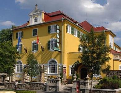 Eger Park Hotel - új 4* wellness hotel Egerben - Hotel Eger**** Park Eger - Akciós wellness szálloda Eger belvárosában