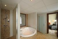 ✔️ Szabad jacuzzis hotelszoba Hotel Forrás Szeged
