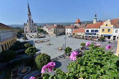 Szállás Kőszegen a Hotel Írottkőben - napfényes terasz Kőszeg szívében - ✔️ Hotel Írottkő*** superior Kőszeg - Akciós 3 csillagos wellness hotel Kőszeg belvárosában