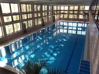 ✔️4* Wellness Hotel Bál Resort úszómedencéje