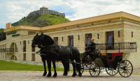 ✔️ Kapitány Hotel Sümeg **** lovaskocsikázás