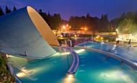 Barlangfürdő Miskolctapolcán a Kikelet Club Hotel közelében