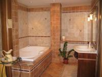 ✔️ Nefelejcs Hotel fürdőszobája Mezőkövesden
