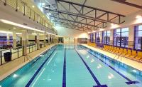 ✔️ 4* Park Inn Sárvár Resort Spa Hotel uszómedencéje