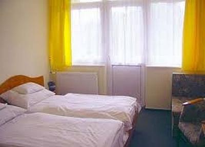 ✔️ Nostra Hotel akciós hotelszobája félpanzióval - ✔️ Hotel Nostra Siófok, Balaton ✔️ Olcsó 3* hotel Siófokon