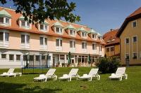 ✔️Mosonmagyaróvári Termál Aqua Hotel kertje