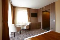 ✔️ Sándor**** Hotel**** akciós kétágyas szobája Pécsen